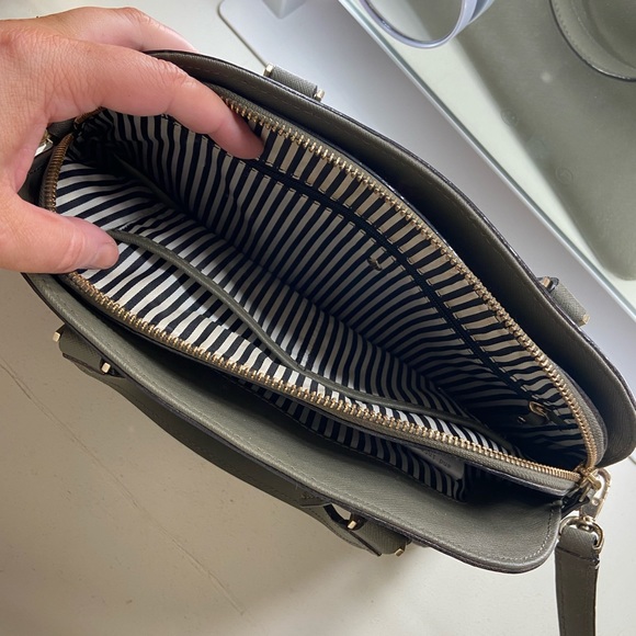 Kate Spade purse - Picture 2 of 4